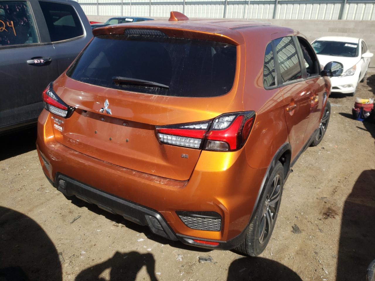 Photo 4 from auction – 2020 MITSUBISHI OUTLANDER with VIN JA4AP4AU8LU012333