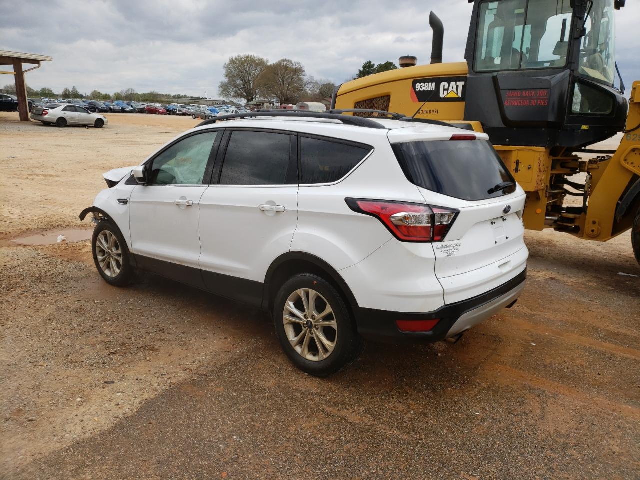 Photo 3 from auction – 2018 FORD ESCAPE SE with VIN 1FMCU0GD9JUC11455