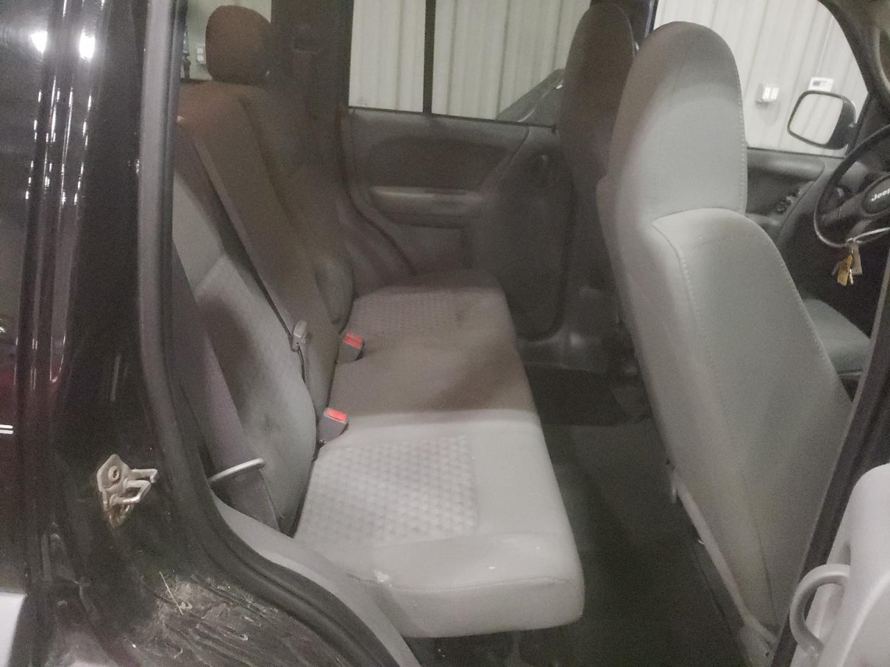 Photo 6 from auction – 2007 JEEP LIBERTY SP with VIN 1J4GL48KX7W603445