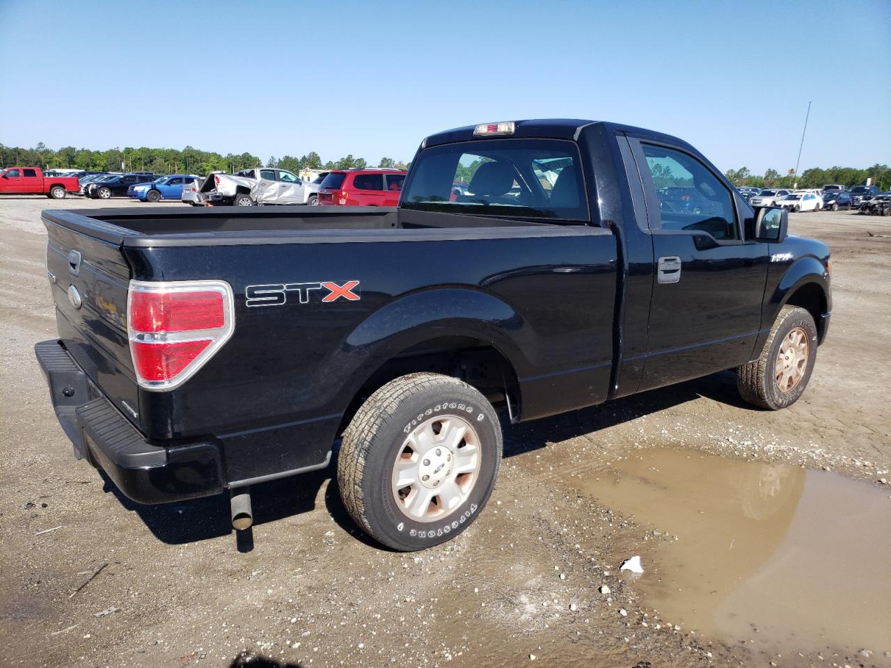Photo 4 from auction – 2011 FORD F150 with VIN 1FTMF1CM7BFD34756