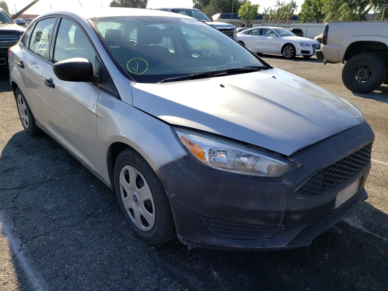 FORD FOCUS S 2016 with VIN 1FADP3E22GL289471 - Photo from auction