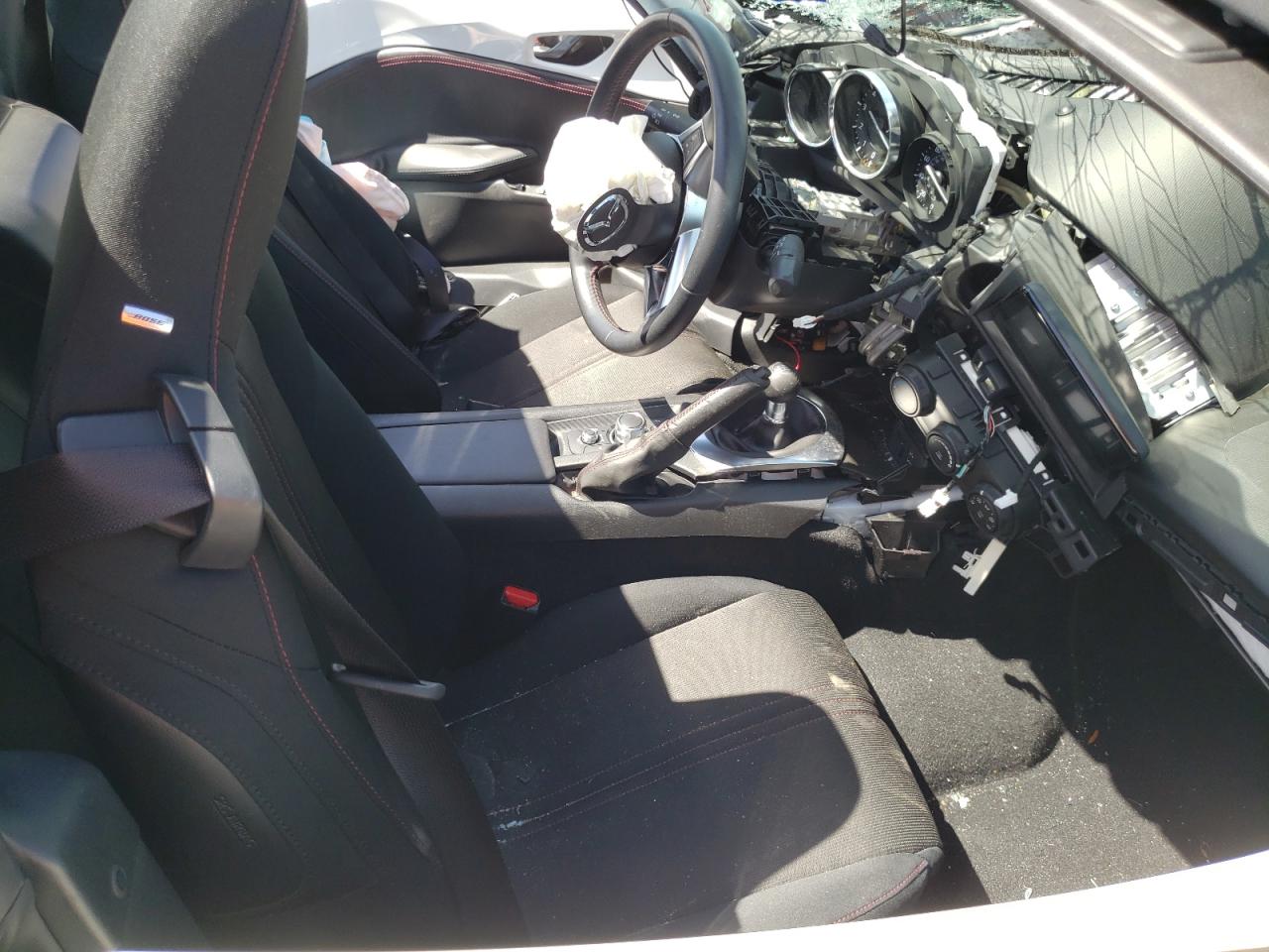 Photo 5 from auction – 2019 MAZDA MX-5 MIATA with VIN JM1NDAL78K0308786
