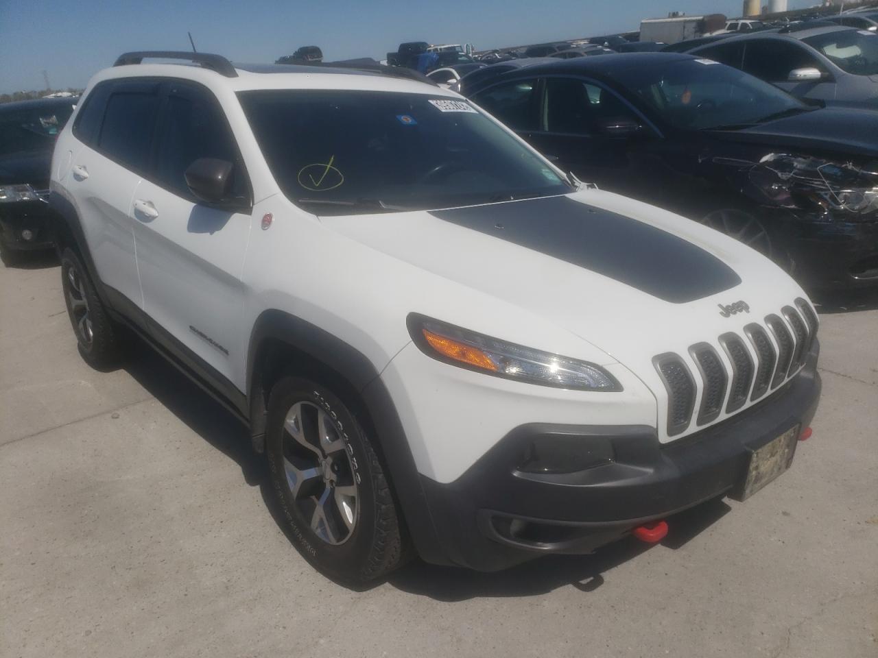 JEEP CHEROKEE T 2015 with VIN 1C4PJMBS5FW667315 - Photo from auction