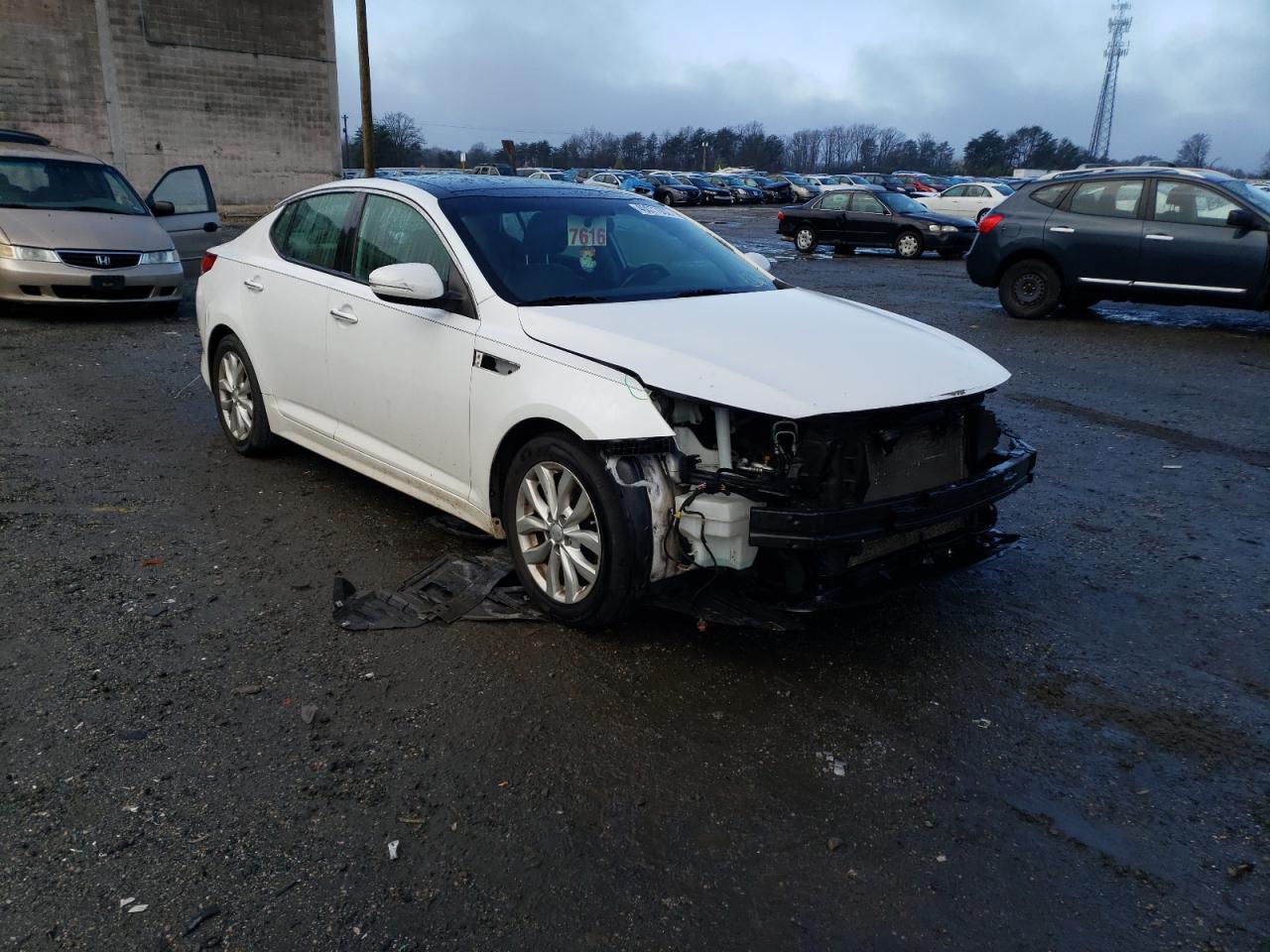 KIA OPTIMA EX 2014 with VIN 5XXGN4A72EG269786 - Photo from auction