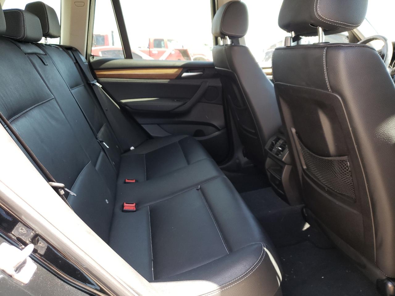Photo 6 from auction – 2011 BMW X3 XDRIVE2 with VIN 5UXWX5C56BL700115