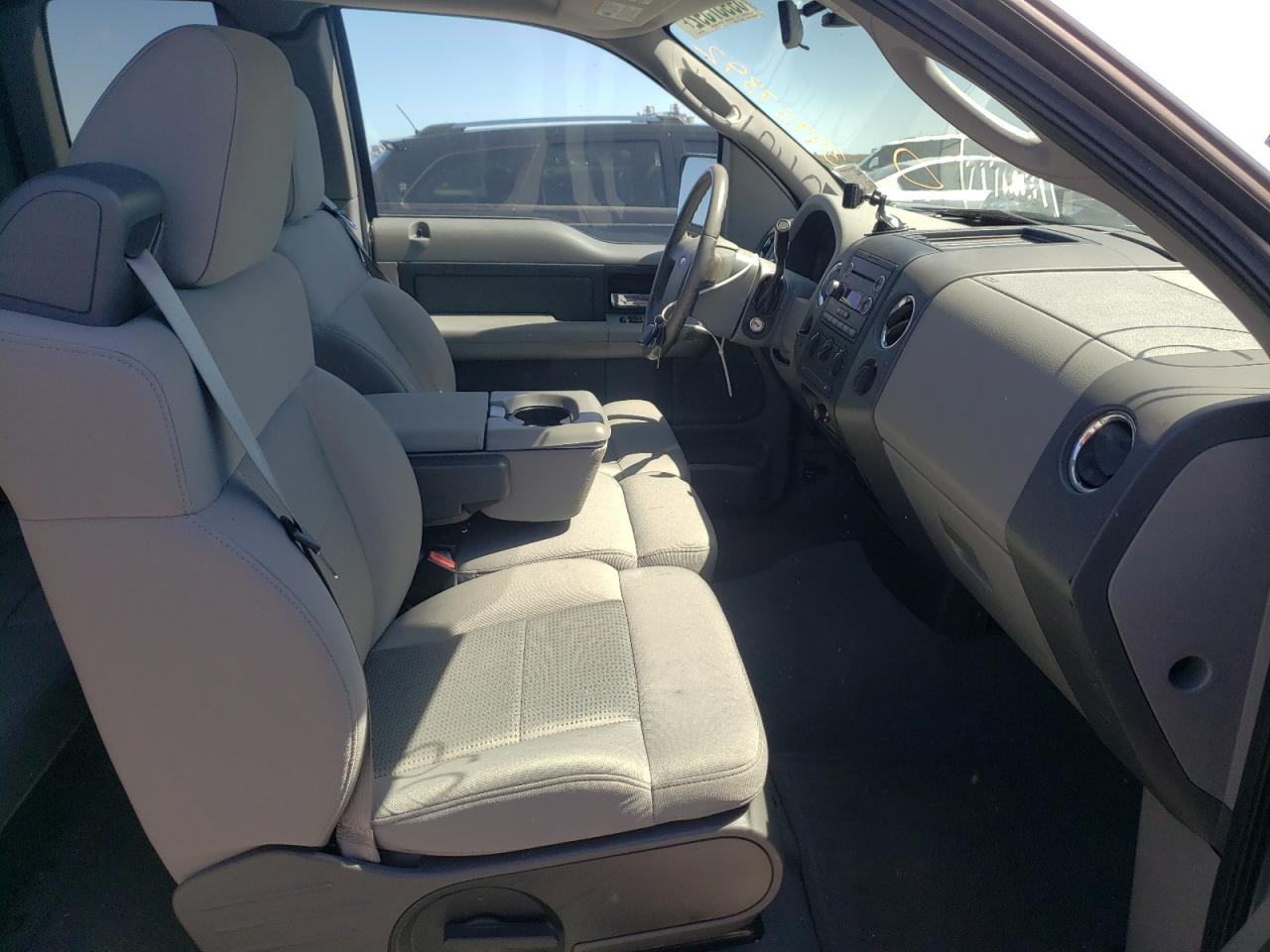Photo 5 from auction – 2008 FORD F150 with VIN 1FTRX12W78FB60430
