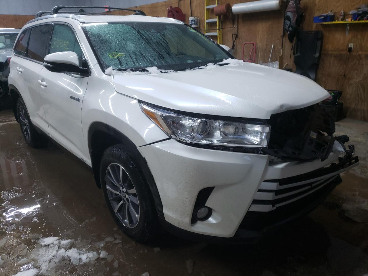 Photo 1 from auction – 2019 TOYOTA HIGHLANDER with VIN 5TDJGRFH9KS077452