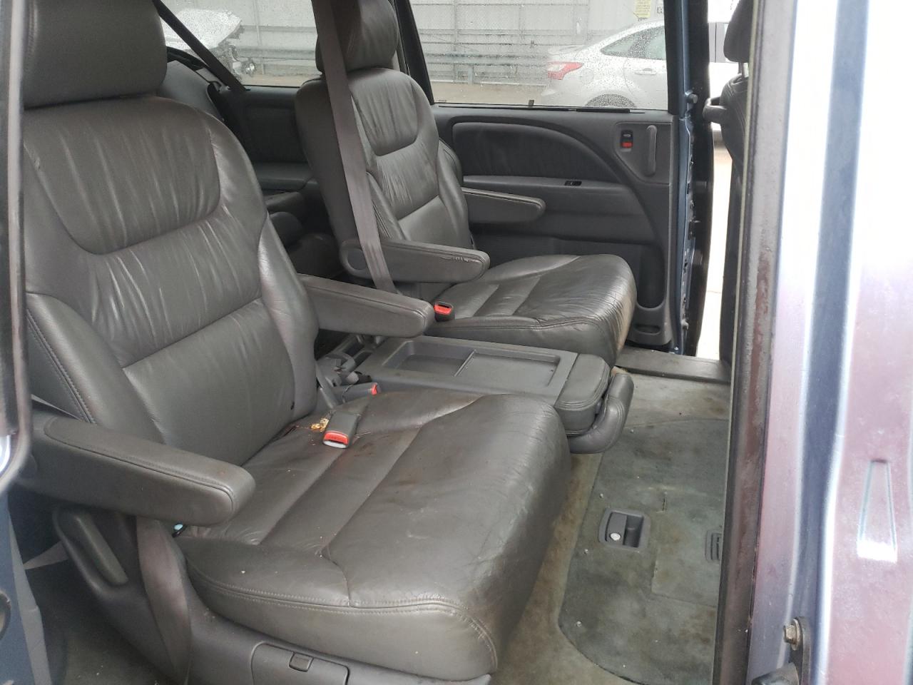 Photo 6 from auction – 2005 HONDA ODYSSEY EX with VIN 5FNRL38645B034542