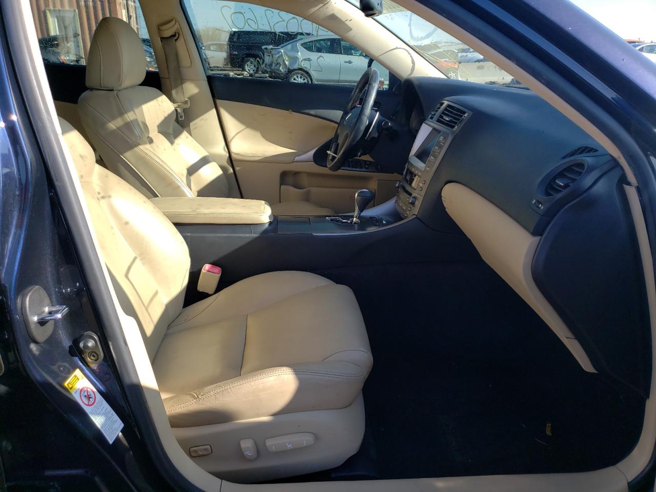 Photo 5 from auction – 2008 LEXUS IS 250 with VIN JTHCK262385024625
