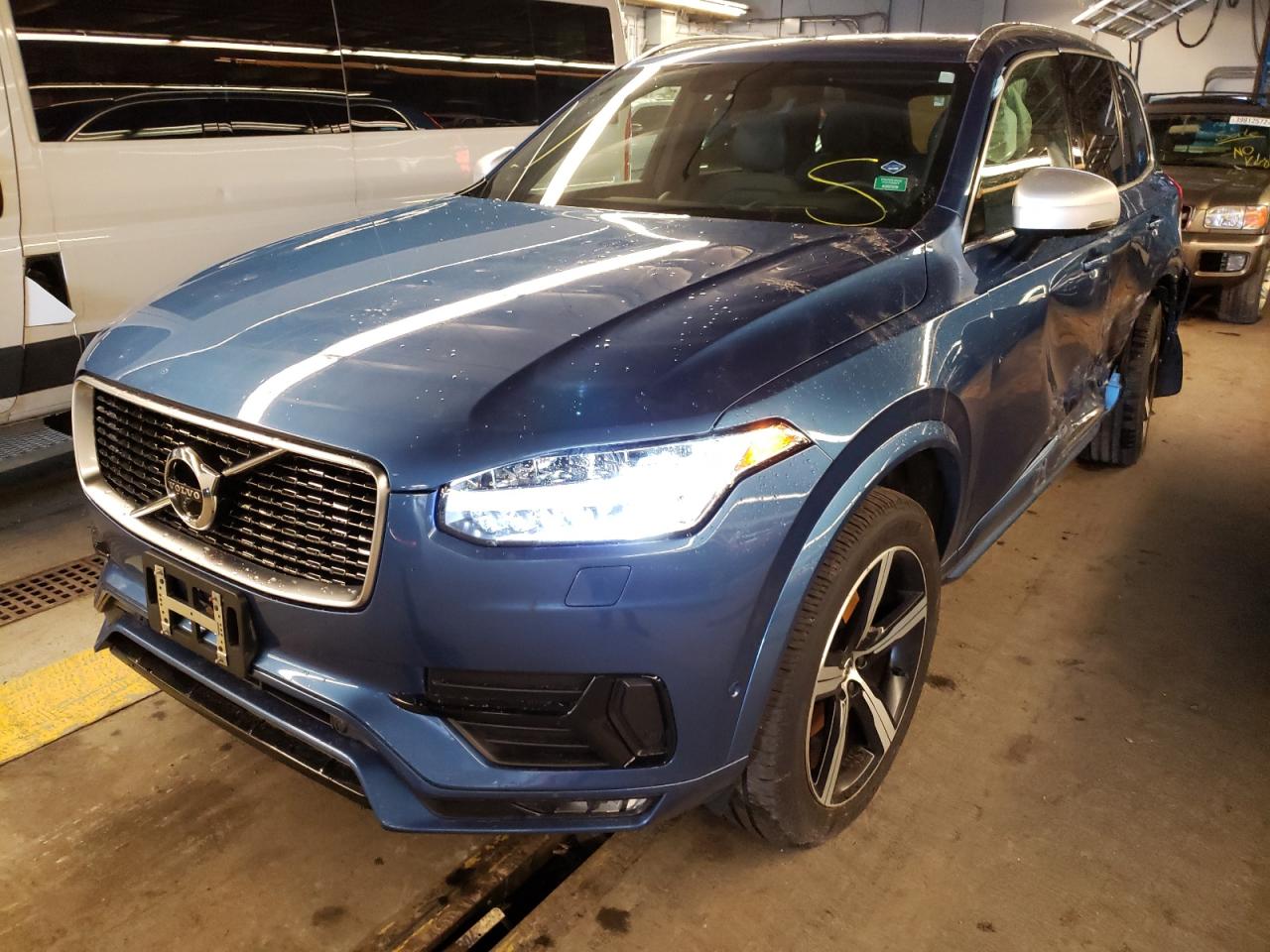 Photo 2 from auction – 2016 VOLVO XC90 T6 with VIN YV4A22PM2G1065257