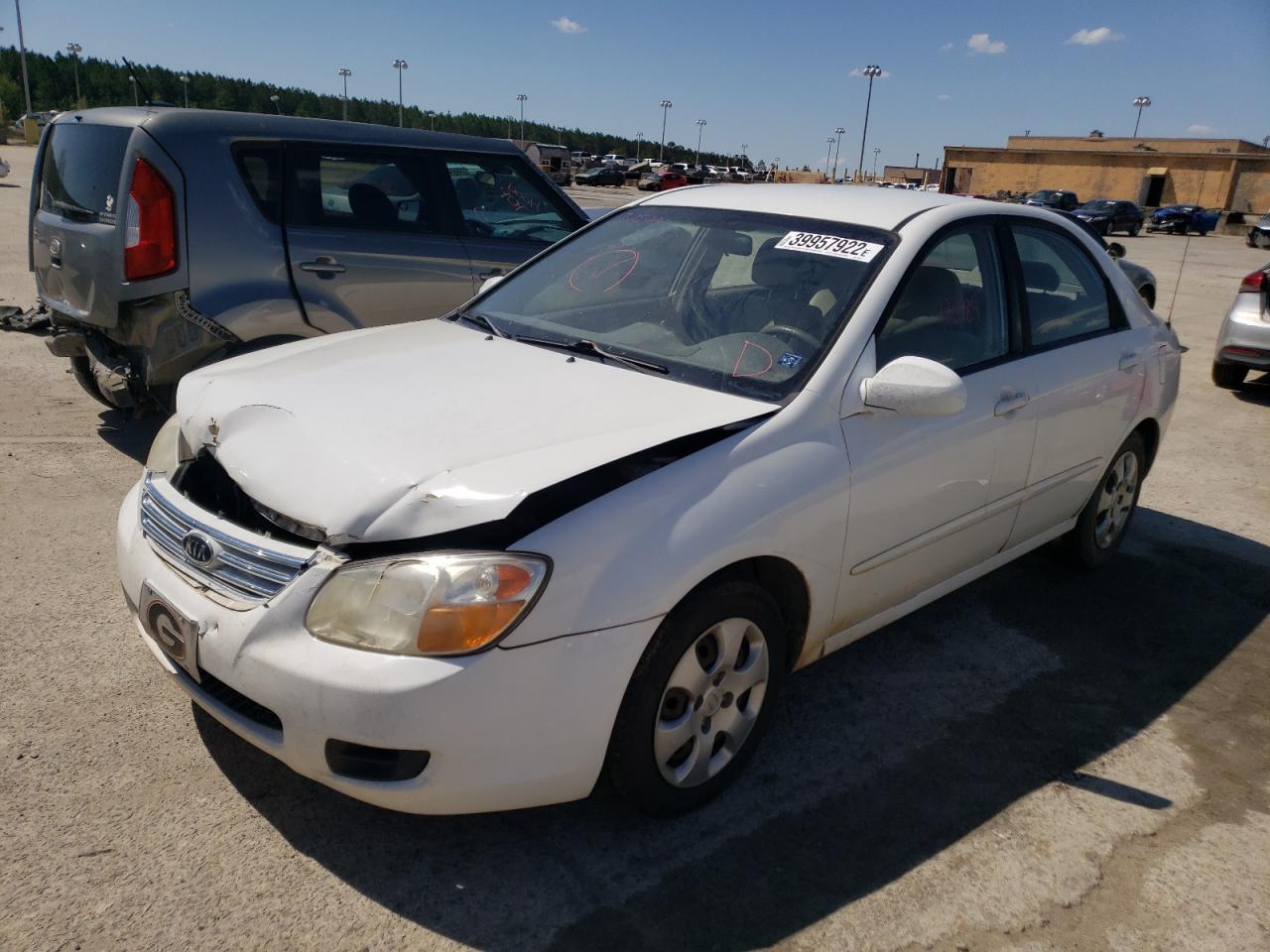 Foto 2 de la subasta – 2007 KIA SPECTRA EX con VIN KNAFE121575473605