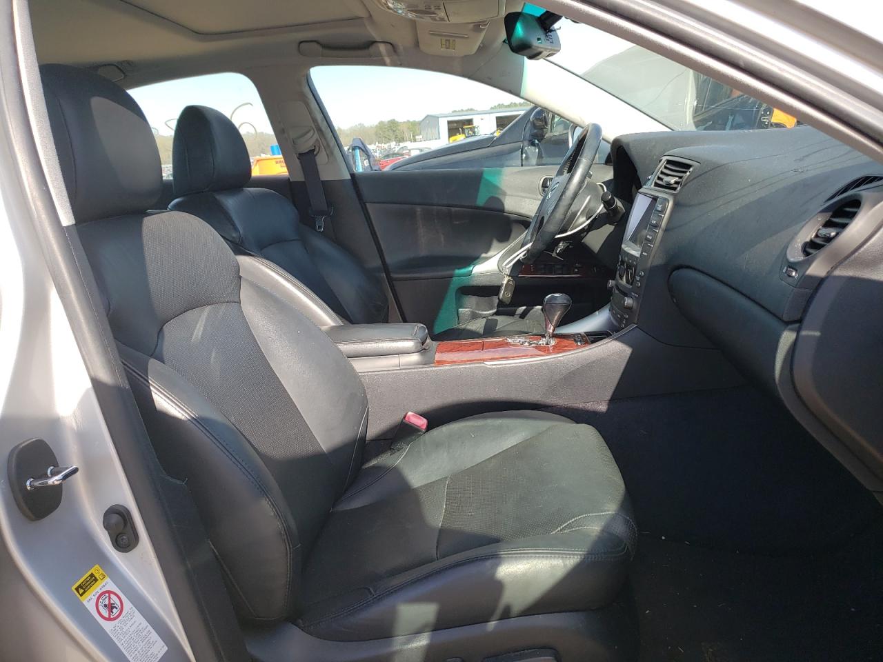 Photo 5 from auction – 2008 LEXUS IS 250 with VIN JTHCK262X85019311
