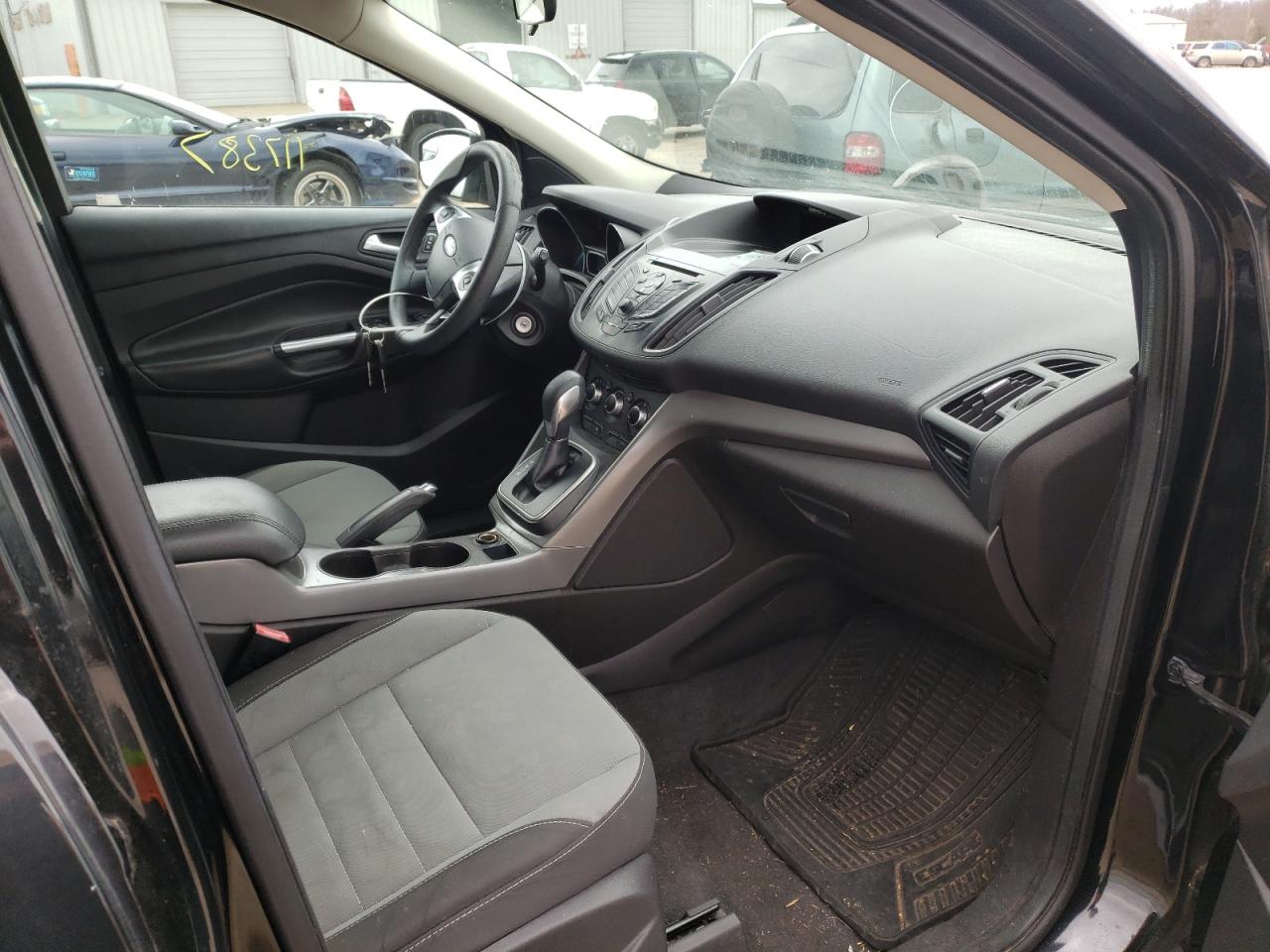 Photo 5 from auction – 2013 FORD ESCAPE SE with VIN 1FMCU0GX2DUC60561