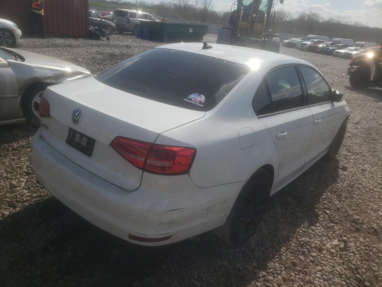 Photo 4 from auction – 2015 VOLKSWAGEN JETTA BASE with VIN 3VW2K7AJ8FM350921