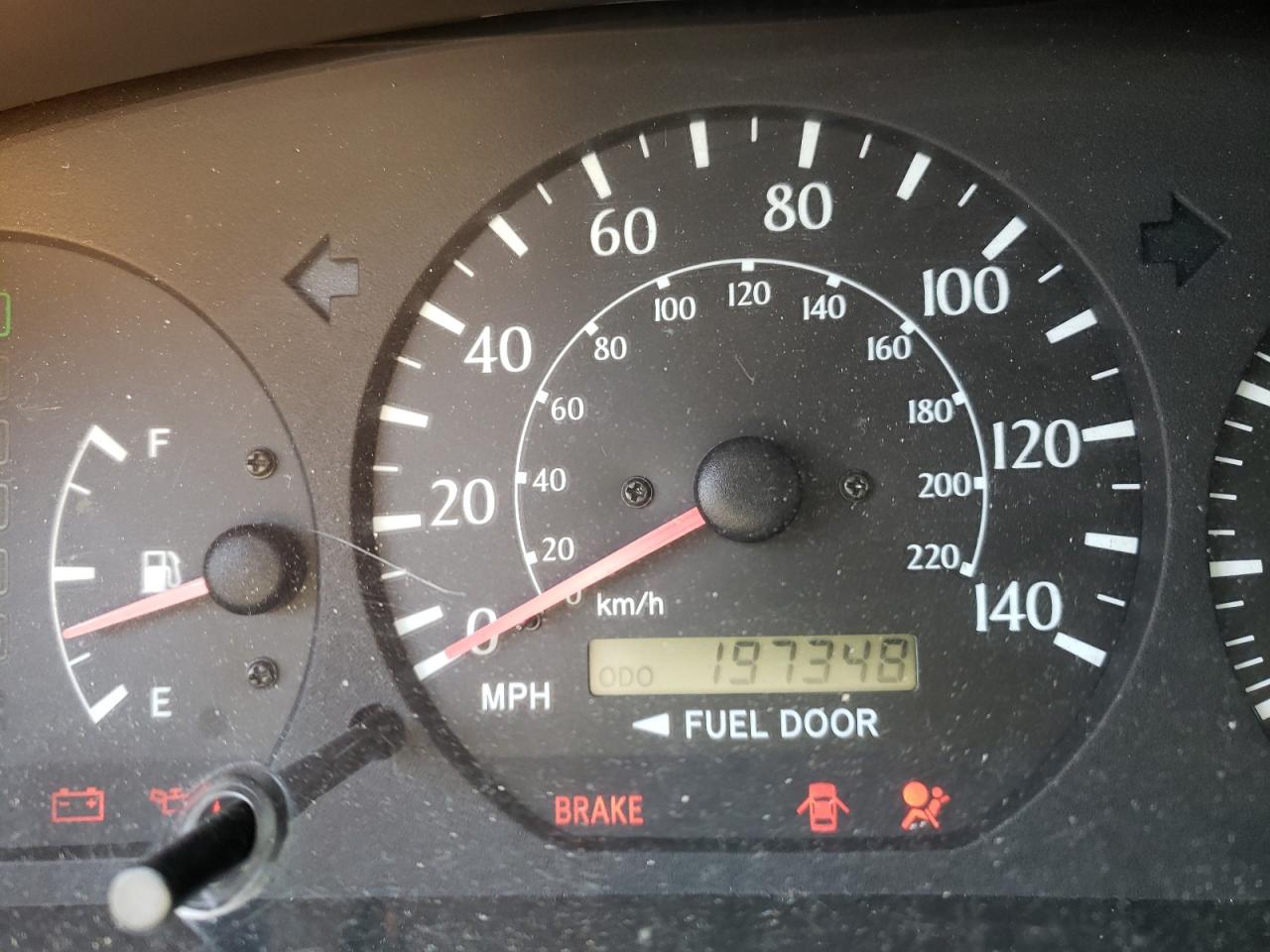 Photo 8 from auction – 2002 TOYOTA CAMRY SOLA with VIN 2T1FF28P42C593926