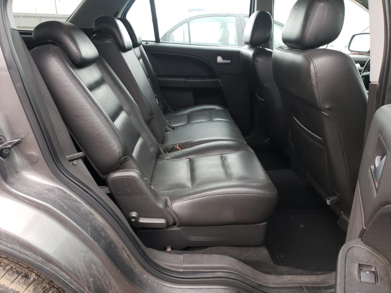 Photo 6 from auction – 2005 FORD FREESTYLE with VIN 1FMZK06115GA80288