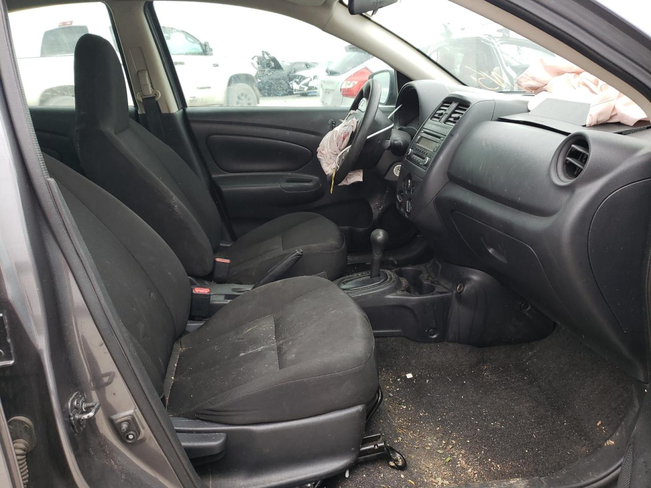 Photo 5 from auction – 2017 NISSAN VERSA S with VIN 3N1CN7AP1HL821564