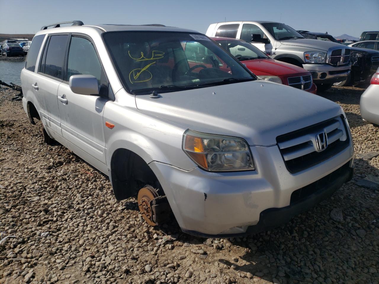HONDA PILOT EX 2006 with VIN 2HKYF187X6H505063 - Photo from auction