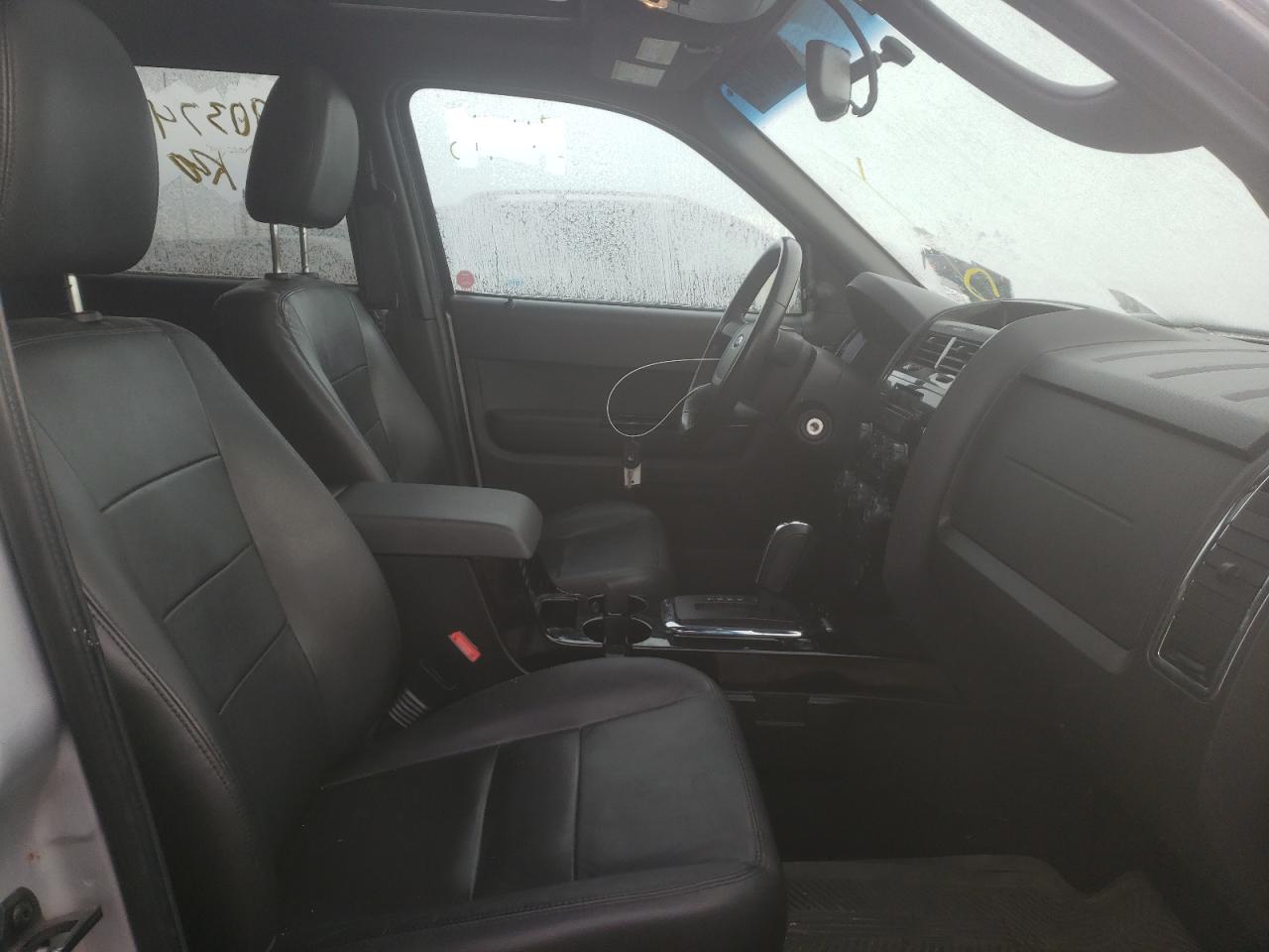Photo 5 from auction – 2011 FORD ESCAPE LIM with VIN 1FMCU9EG2BKC44148