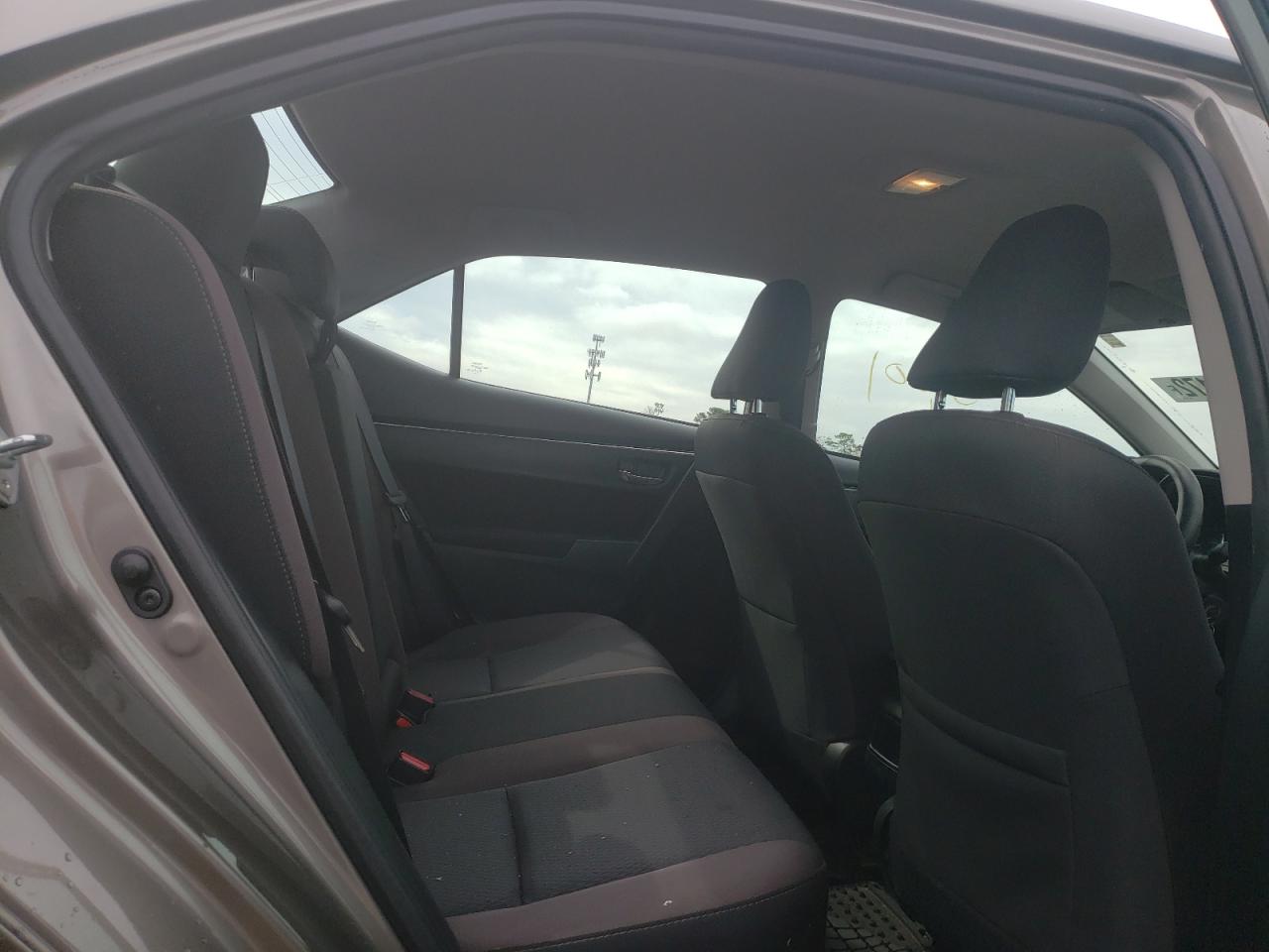 Photo 6 from auction – 2018 TOYOTA COROLLA L with VIN 2T1BURHE7JC072712