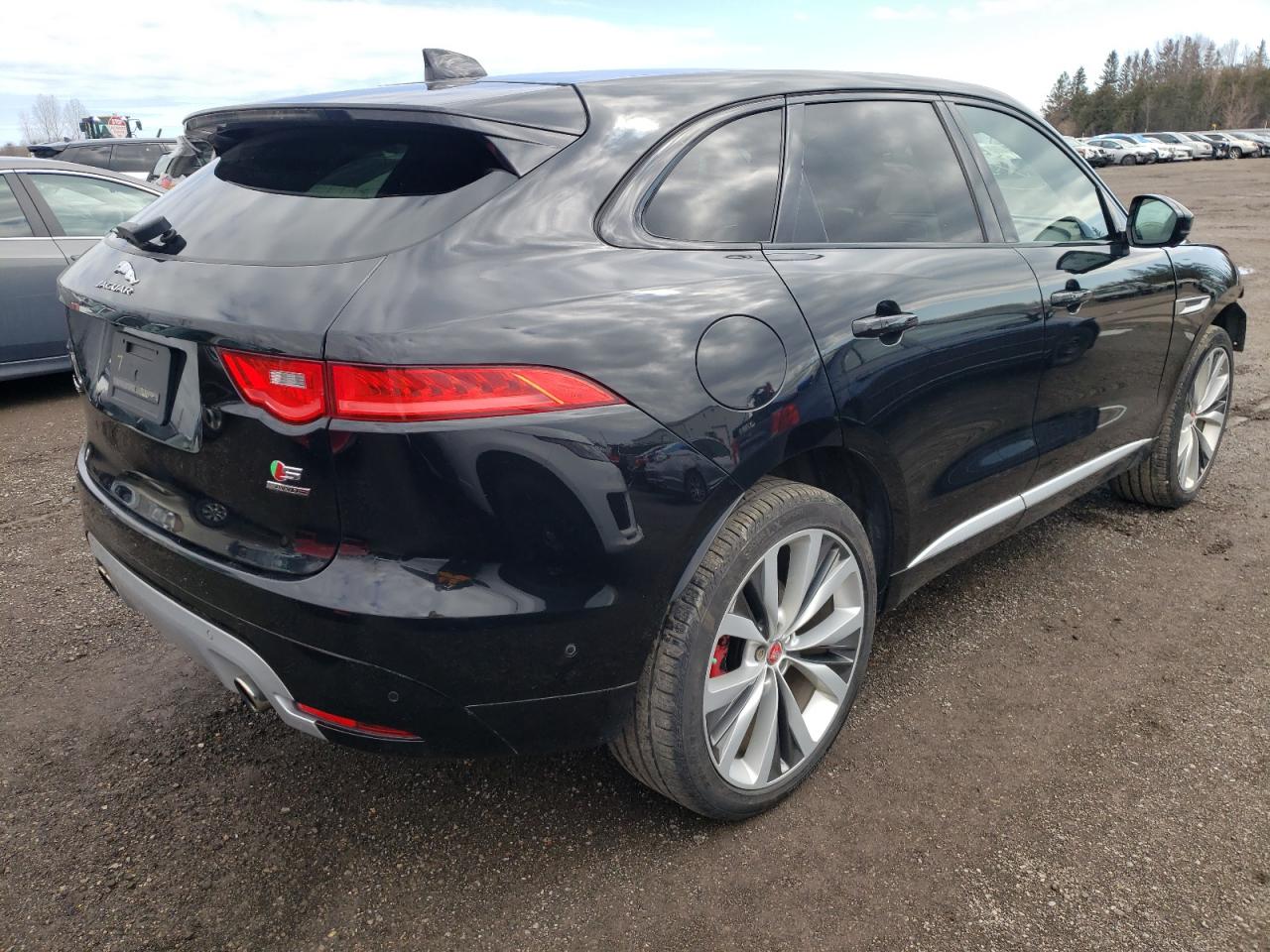 Photo 4 from auction – 2018 JAGUAR F-PACE S with VIN SADCM2FV6JA236989