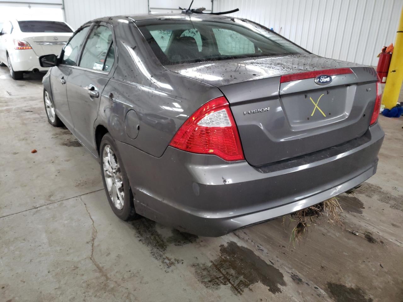 Photo 3 from auction – 2012 FORD FUSION SE with VIN 3FAHP0HA2CR142128