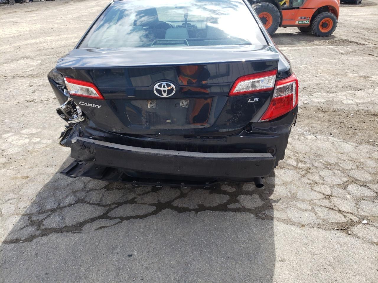 Photo 9 from auction – 2013 TOYOTA CAMRY L with VIN 4T4BF1FK6DR330974