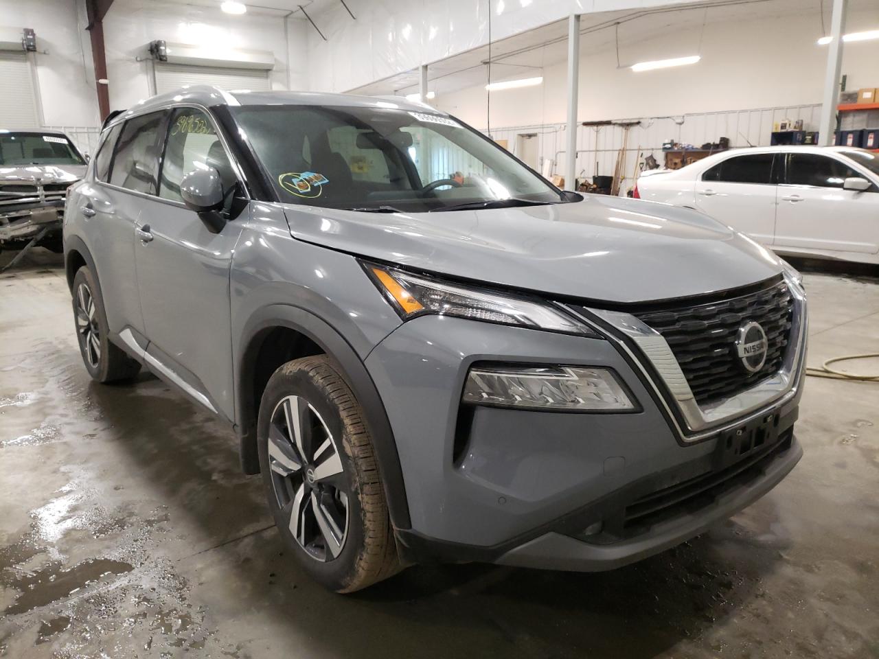 Photo 1 from auction – 2021 NISSAN ROGUE SL with VIN 5N1AT3CB1MC692425
