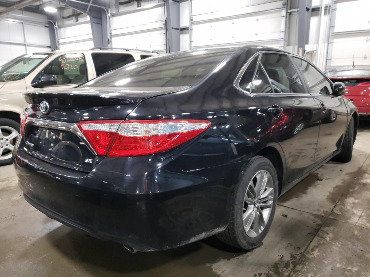 Photo 4 from auction – 2017 TOYOTA CAMRY LE with VIN 4T1BF1FK7HU739971