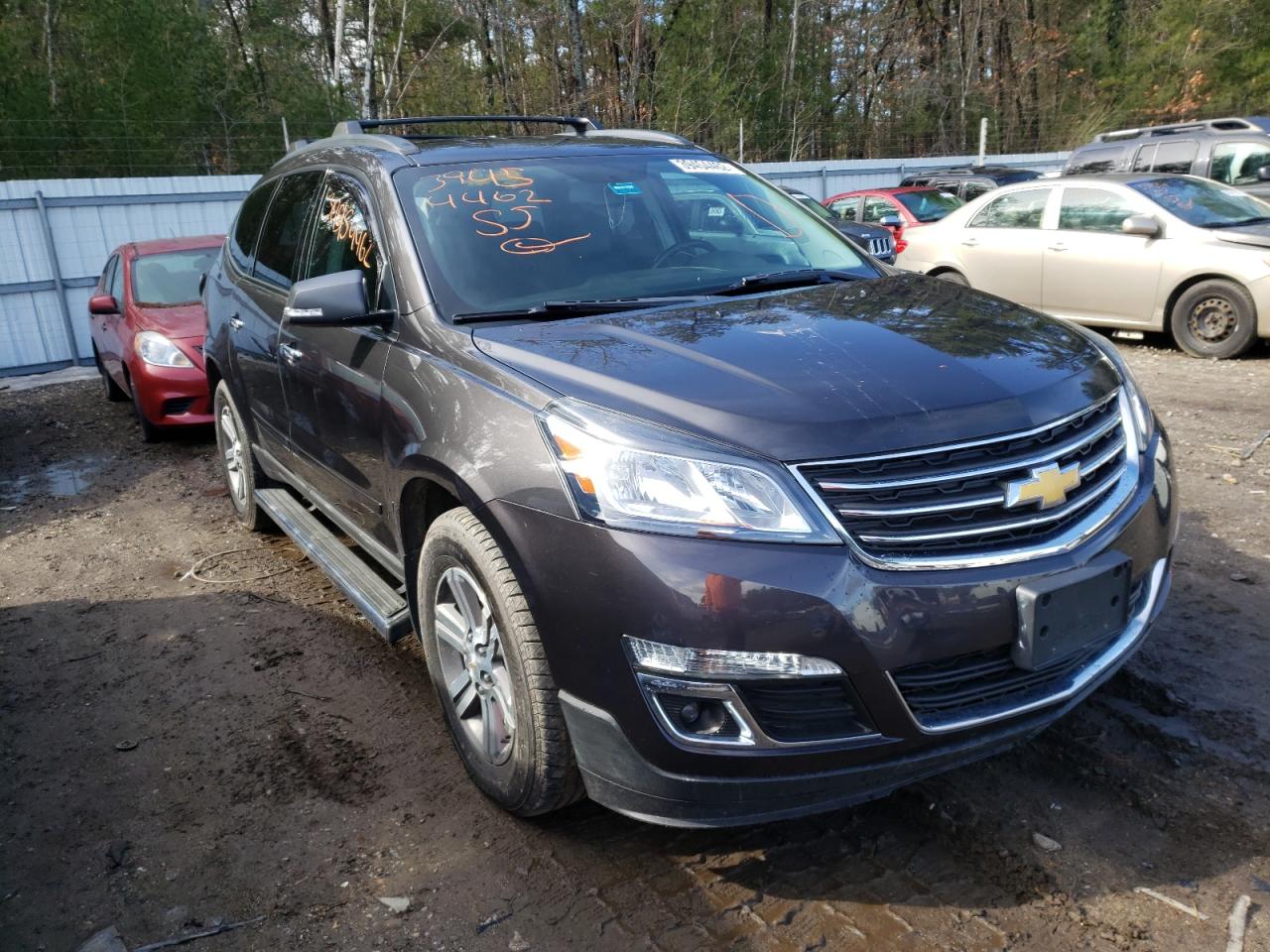 CHEVROLET TRAVERSE L 2015 with VIN 1GNKVHKD8FJ266515 - Photo from auction