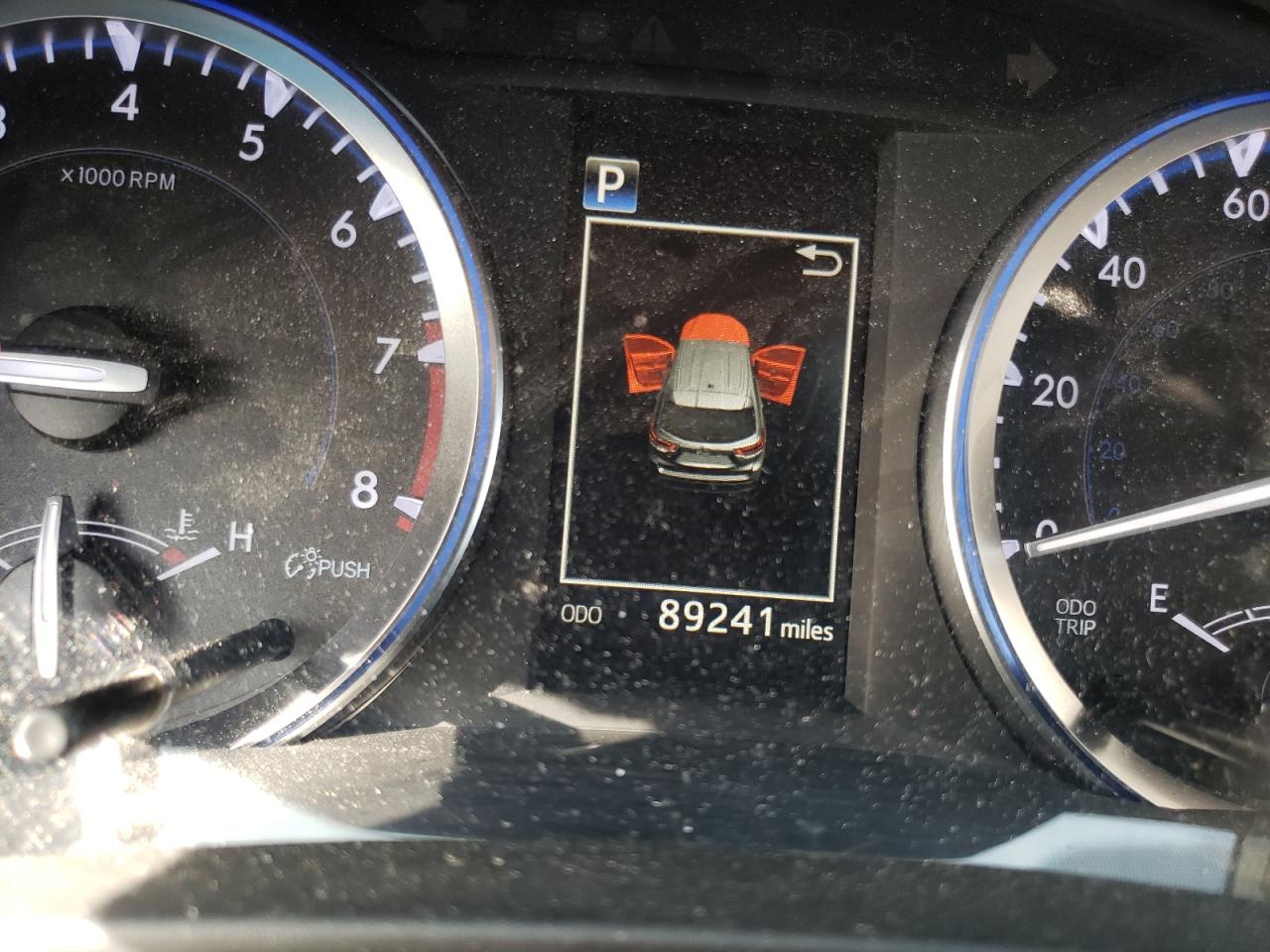 Photo 8 from auction – 2018 TOYOTA HIGHLANDER with VIN 5TDDZRFH6JS839058