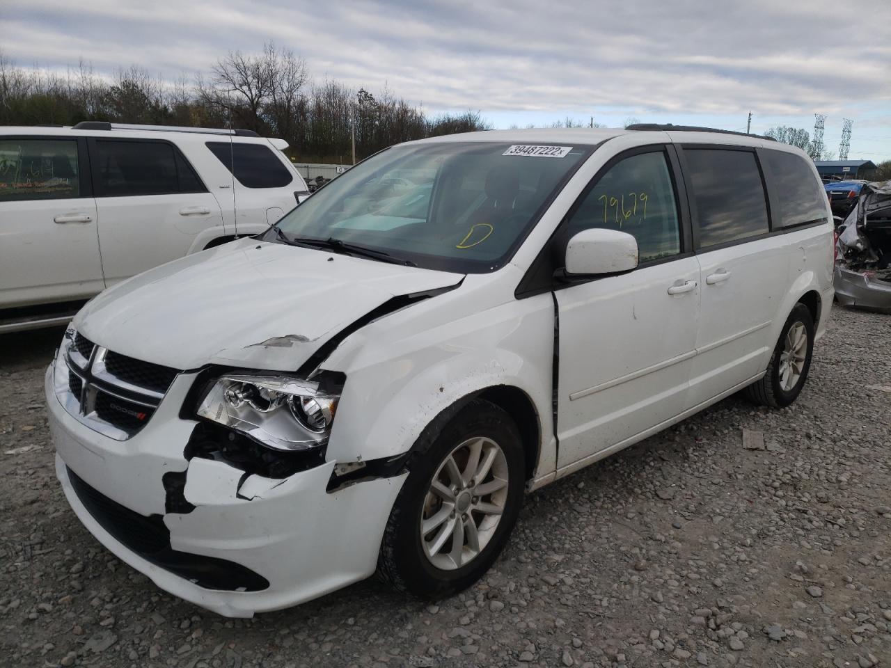 Photo 2 from auction – 2015 DODGE GRAND CARA with VIN 2C4RDGCG4FR586892
