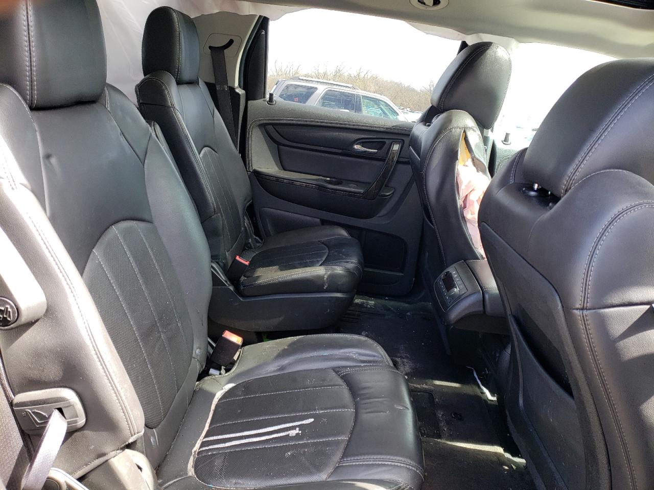 Photo 6 from auction – 2016 GMC ACADIA SLT with VIN 1GKKVSKD8GJ292513