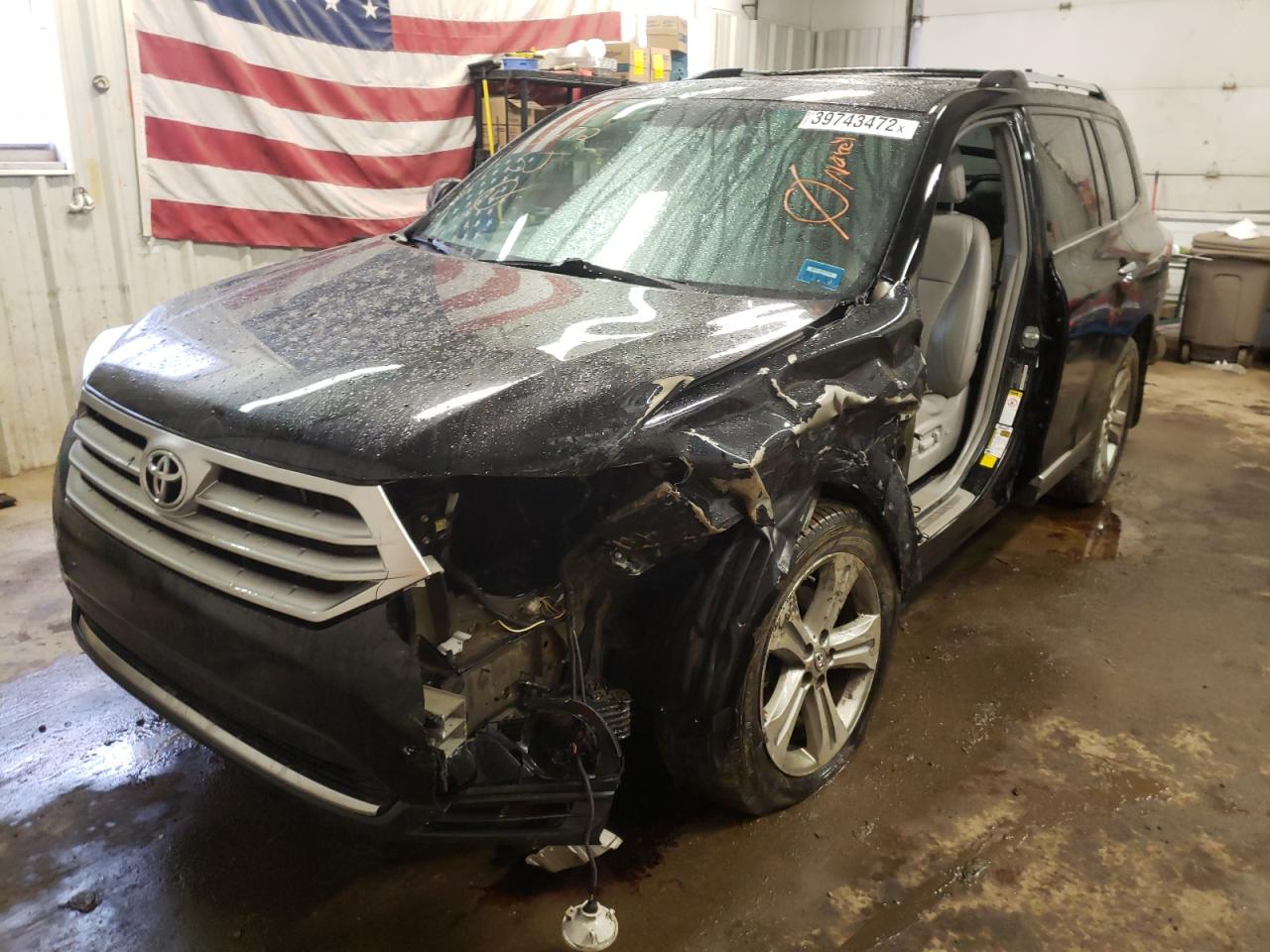 Photo 2 from auction – 2012 TOYOTA HIGHLANDER with VIN 5TDDK3EH3CS115818