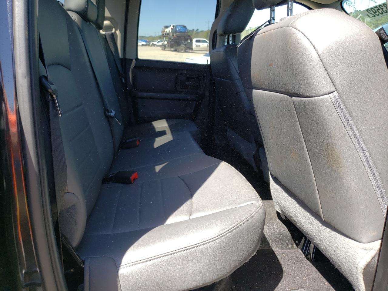 Photo 6 from auction – 2018 RAM 1500 ST with VIN 1C6RR6FT0JS322605