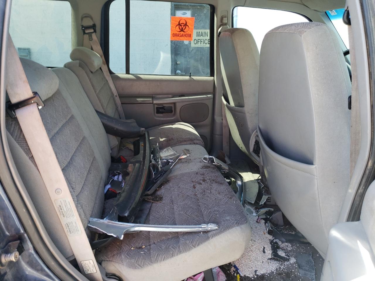 Photo 6 from auction – 1998 FORD EXPLORER with VIN 1FMZU34E6WZB81902
