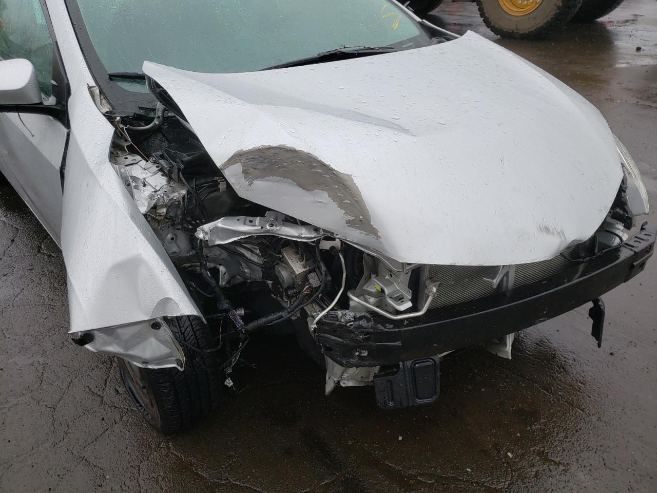 Photo 9 from auction – 2015 TOYOTA COROLLA L with VIN 2T1BURHE6FC234854