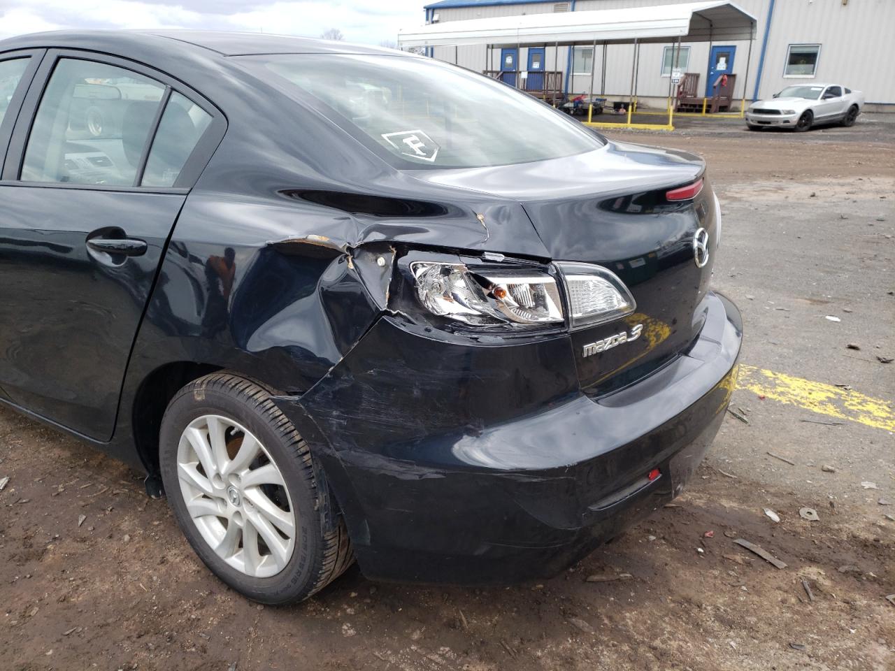 Photo 9 from auction – 2012 MAZDA 3 I with VIN JM1BL1V88C1663187