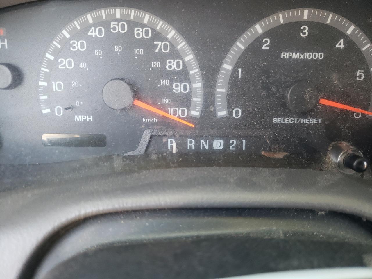 Photo 8 from auction – 1999 FORD F150 with VIN 1FTRX17W2XKB94757