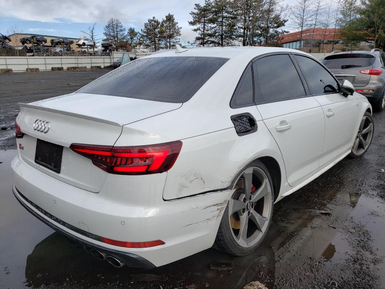 Photo 4 from auction – 2018 AUDI S4 PRESTIG with VIN WAUC4AF48JA152957