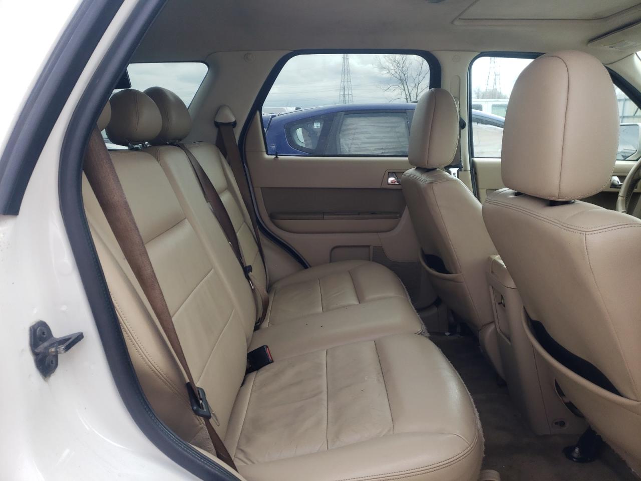 Photo 6 from auction – 2009 FORD ESCAPE LIM with VIN 1FMCU04749KC04595