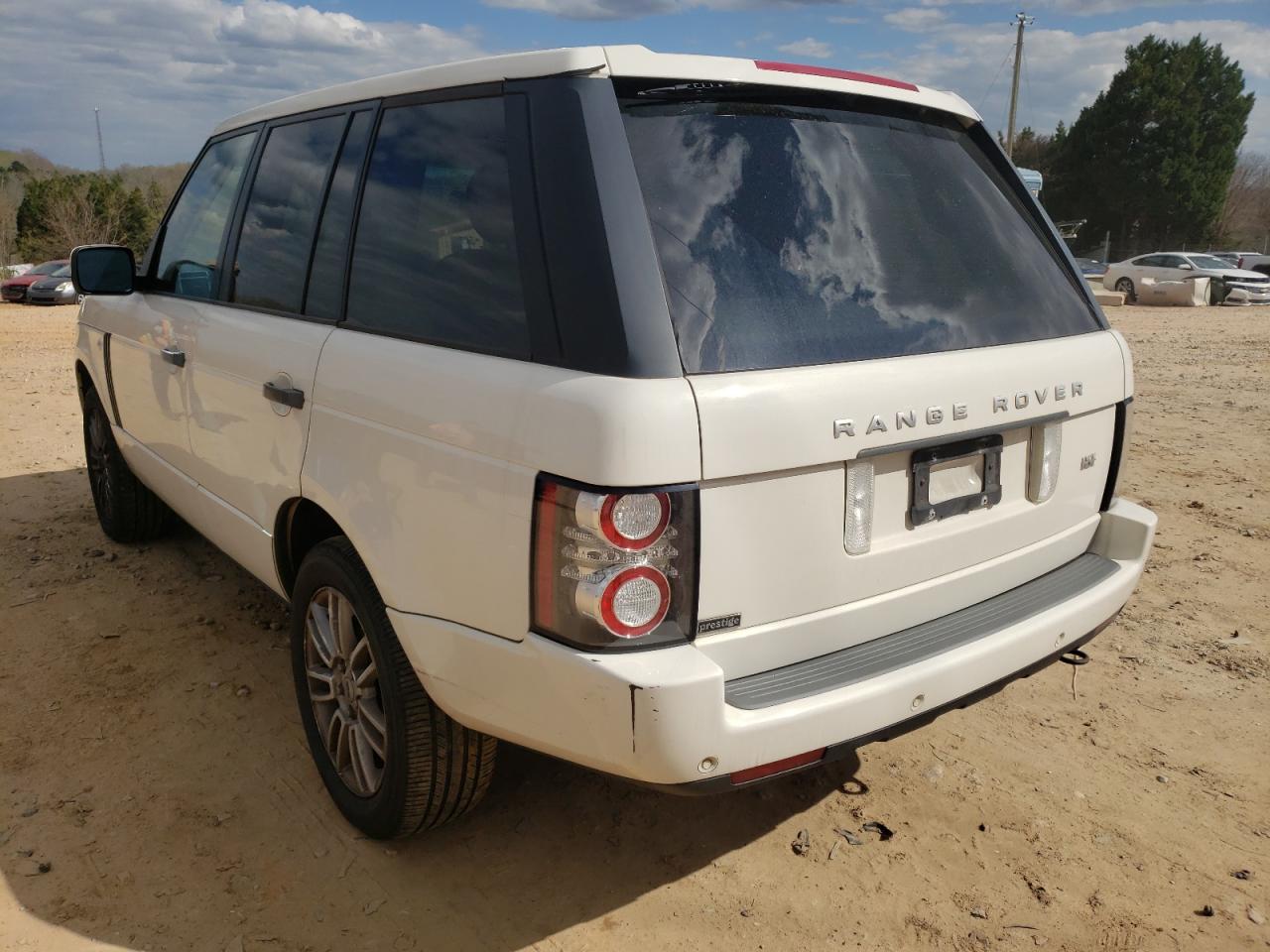 Zdjęcie 3 z aukcji – 2010 LAND ROVER RANGE ROVE z VIN SALME1D41AA312399