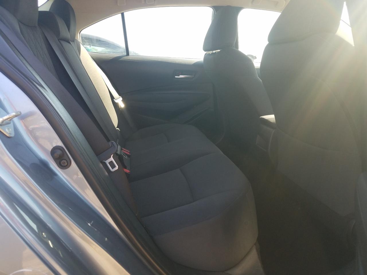 Photo 6 from auction – 2020 TOYOTA COROLLA LE with VIN JTDEPRAE8LJ046903