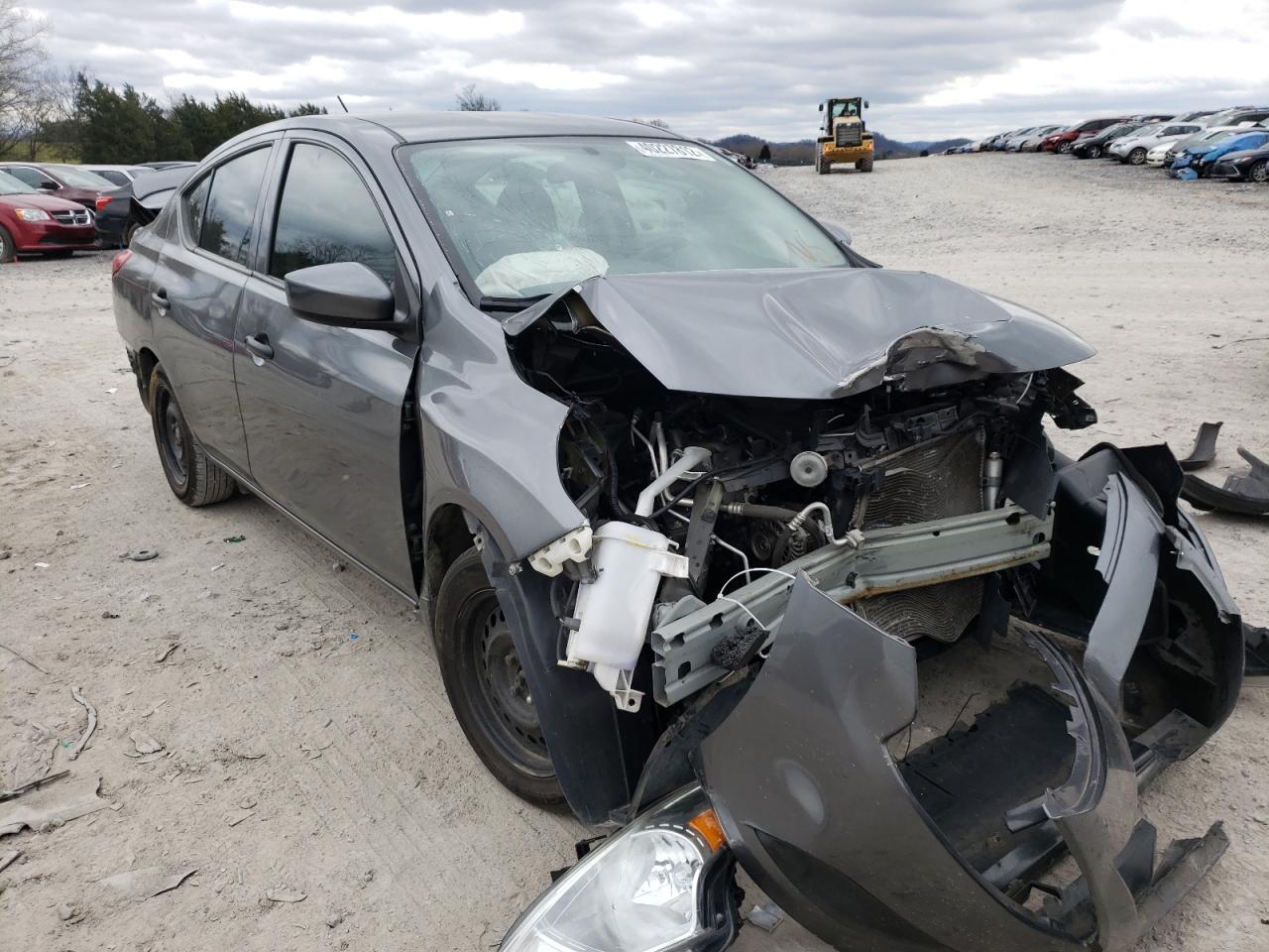 NISSAN VERSA S 2017 with VIN 3N1CN7AP1HL821564 - Photo from auction