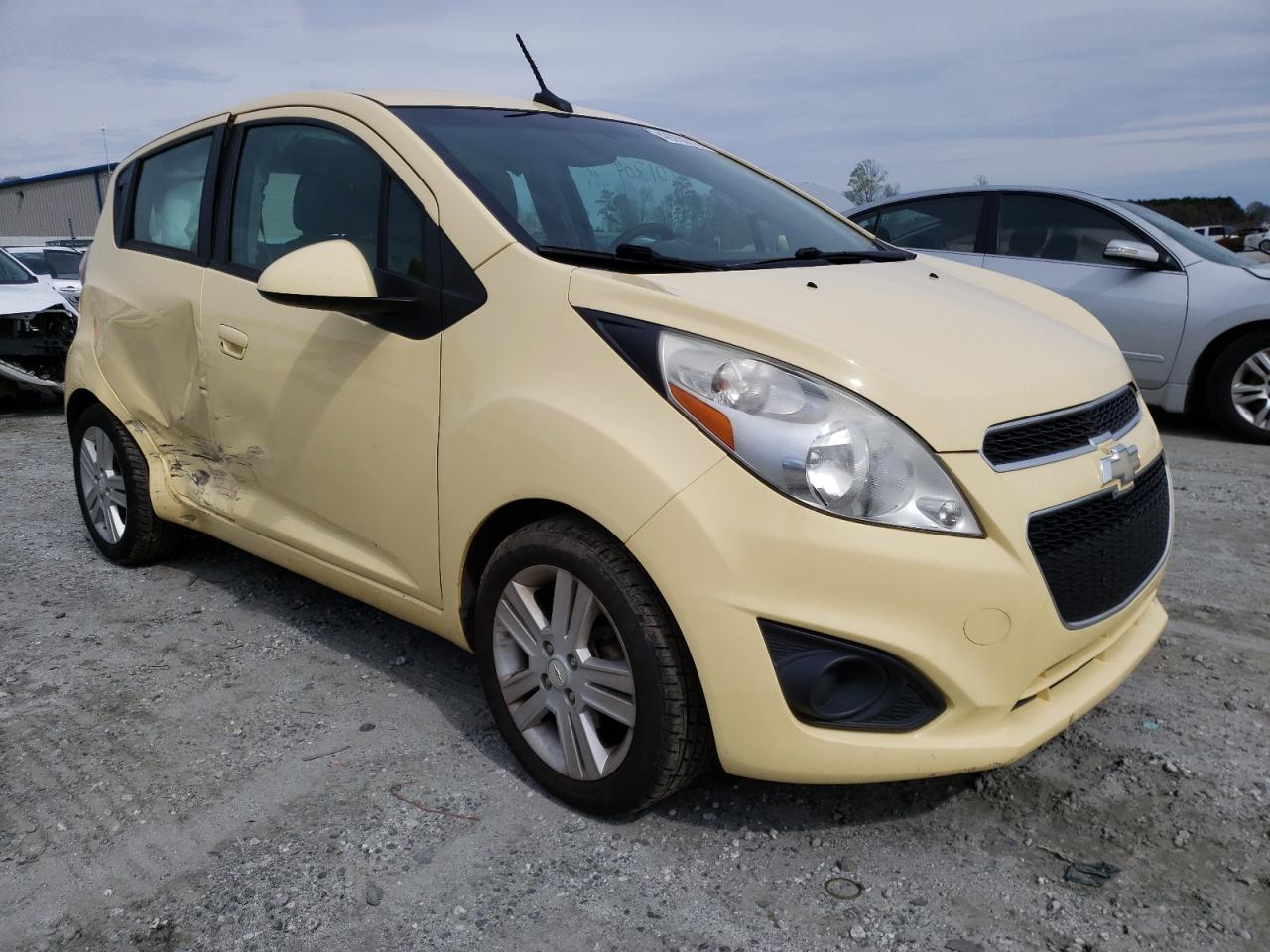 CHEVROLET SPARK 1LT 2013 with VIN KL8CD6S9XDC627351 - Photo from auction