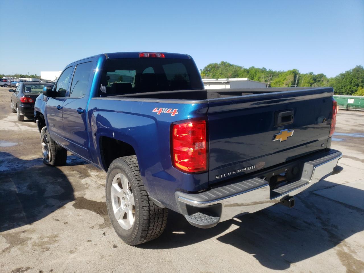 Photo 3 from auction – 2015 CHEVROLET SILVERADO with VIN 3GCUKREC2FG429003
