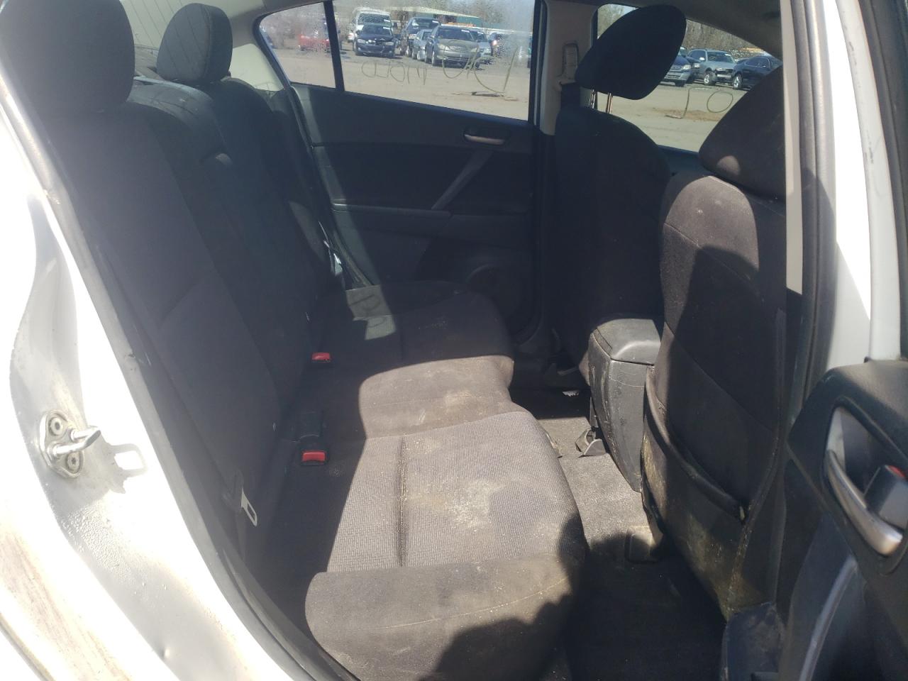 Photo 6 from auction – 2010 MAZDA 3 I with VIN JM1BL1SG6A1233439