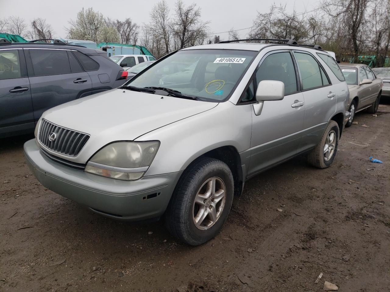 Photo 2 from auction – 2000 LEXUS RX 300 with VIN JT6HF10U4Y0113530