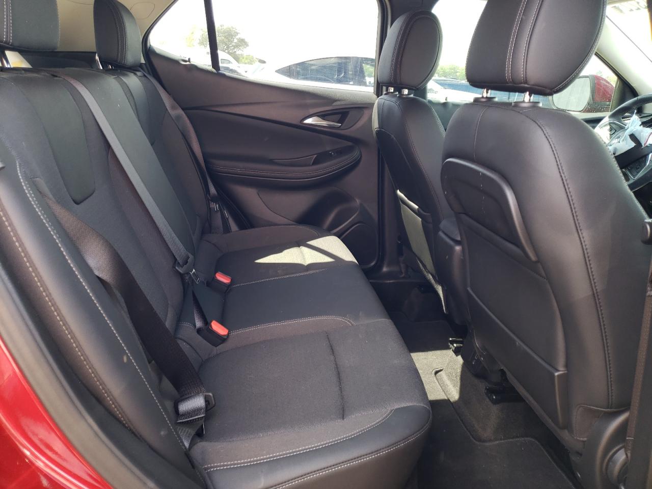 Photo 6 from auction – 2021 BUICK ENCORE GX with VIN KL4MMBS25MB121921