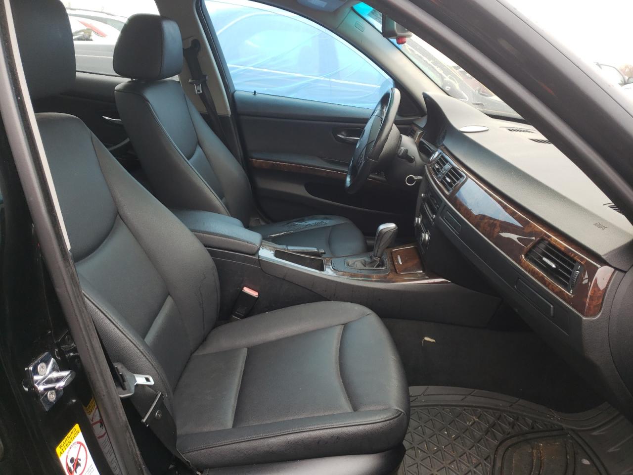 Photo 5 from auction – 2007 BMW 328 I with VIN WBAVA33597KX81513